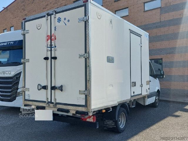 Ψυγειοφόρο βαν Mercedes-Benz Sprinter 413