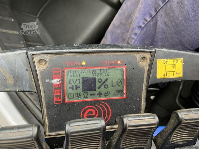 Camion cu macara Volvo FMX 500 4x4 Fassi 31 Tonmeter laadkraan + Fly-Jib!