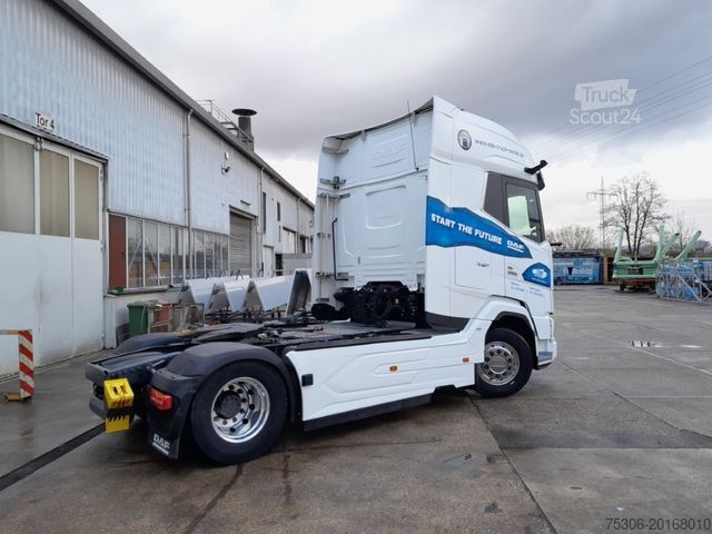 Standardni vlačilec DAF FT XG+ 530