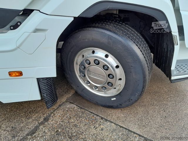 Standardni vlačilec DAF FT XG+ 530