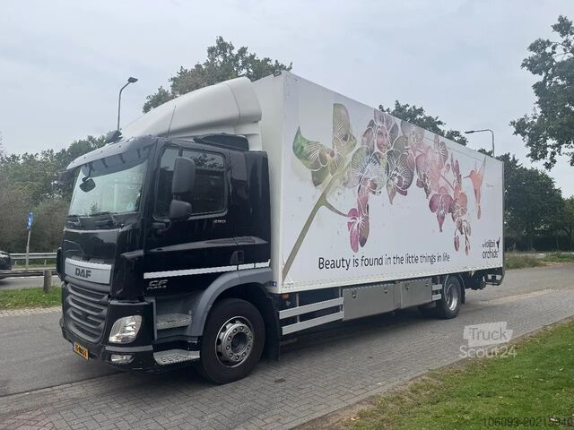 Koffert DAF CF 290 Bakwagen met verwaming