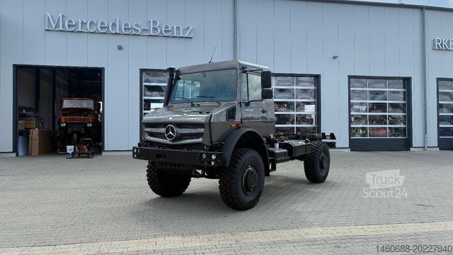 LKW-Fahrgestell MERCEDES-BENZ Unimog U5023