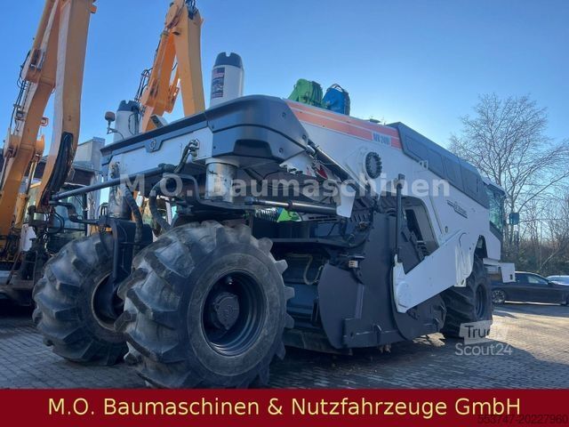 Asfaltna mešalnica WIRTGEN WR 240 i/ Kaltrecycler /2,40 m/