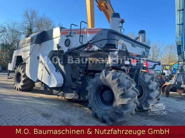 Asfaltna mešalnica WIRTGEN WR 240 i/ Kaltrecycler /2,40 m/