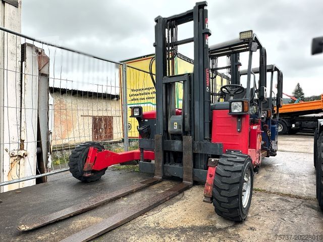 Chariot élévateur frontal MOFFETT M4-25.3
