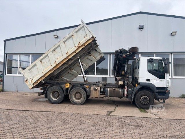 Üç taraflı damperli kamyon IVECO AD 260T45