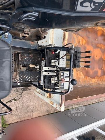 Üç taraflı damperli kamyon IVECO AD 260T45