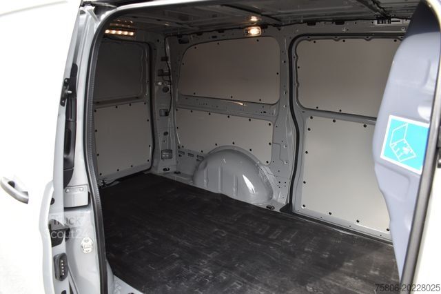 Fourgon tôlé MERCEDES-BENZ Vit9 CDI Lang 4x4 Automatik Aimatic