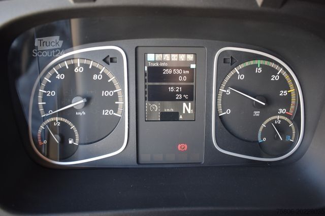 Hladilni tovornjak MERCEDES-BENZ Atego 1530 16t. 2-Zonen Tiefkühl Carrier LBW