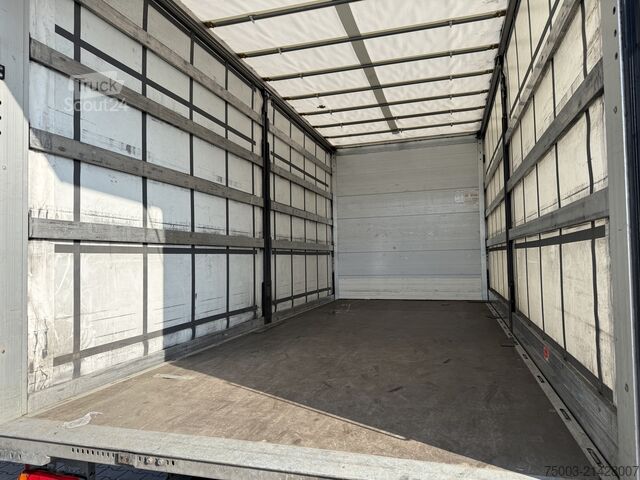 Camion bâché Iveco Eurocargo 80-220