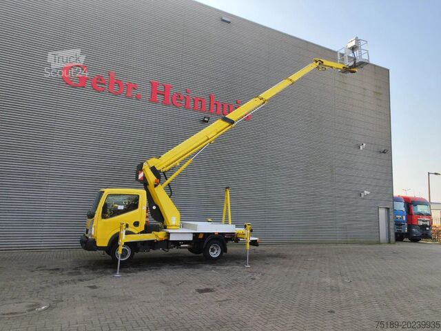 Løfteplatform Renault Maxity Ruthmann TBR 200