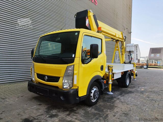 Løfteplatform Renault Maxity Ruthmann TBR 200