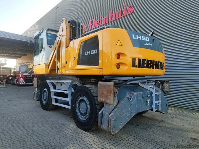 Mașină de manipulare a materialelor Liebherr LH 50 M Litronic