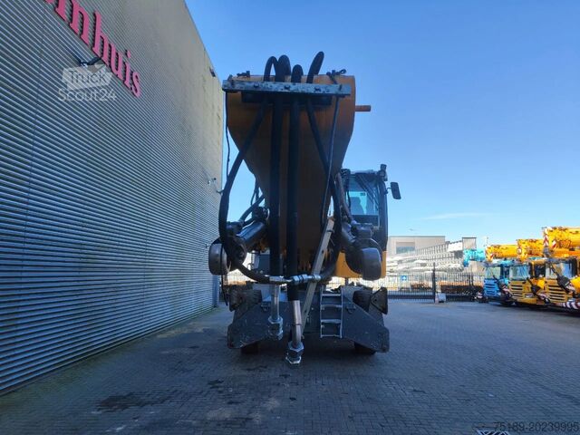 Mașină de manipulare a materialelor Liebherr LH 50 M Litronic