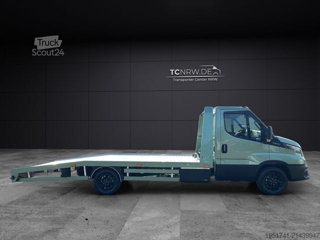 Vehicul de tractare IVECO Daily Abschleppwagen ALU Automatik Neu