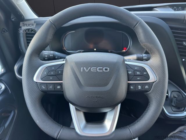 Vehicul de tractare IVECO Daily Abschleppwagen ALU Automatik Neu