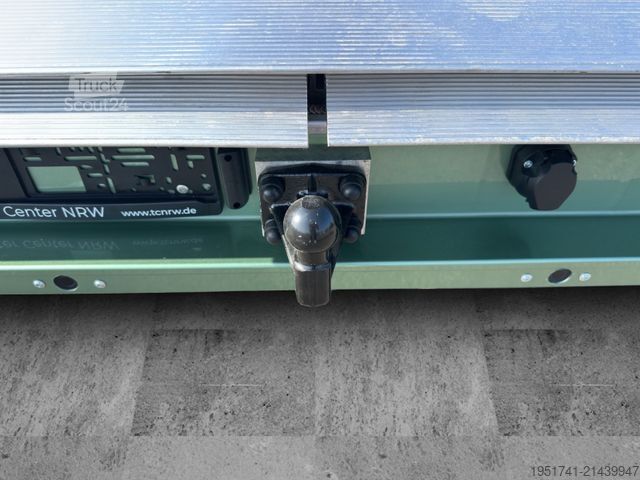 Vehicul de tractare IVECO Daily Abschleppwagen ALU Automatik Neu