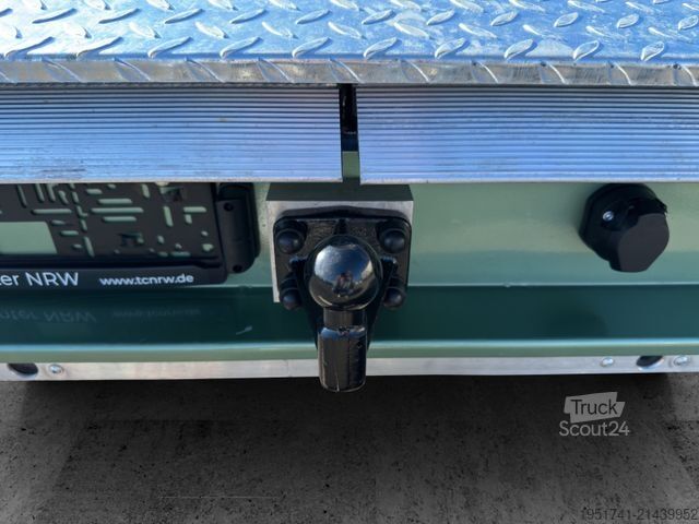 Vehicul de tractare IVECO Daily Abschleppwagen Edelstahl Automatik Neu