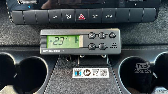 Ledusskapja furgons MERCEDES-BENZ Sprinter Tierfkühkoffer Automatik Tempomat