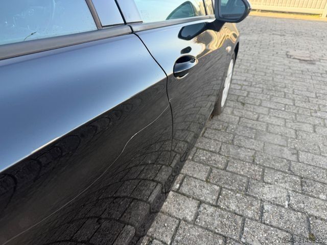 Minibus OPEL Astra Sports Tourer Navi Klima Kamera Motor NEU!