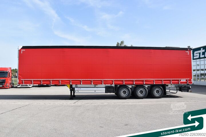 Öppen semitrailer med kapell SCHMITZ CARGOBULL Hubdach Liftachse LED XL und Getränkezert. MIETE