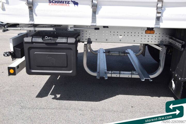 Öppen semitrailer med kapell SCHMITZ CARGOBULL Hubdach Liftachse Palettenkasten LED XL MIETE