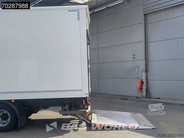Box body MAN TGL 12.250 4X2 12tonner Automatic 1500kg Tailga...