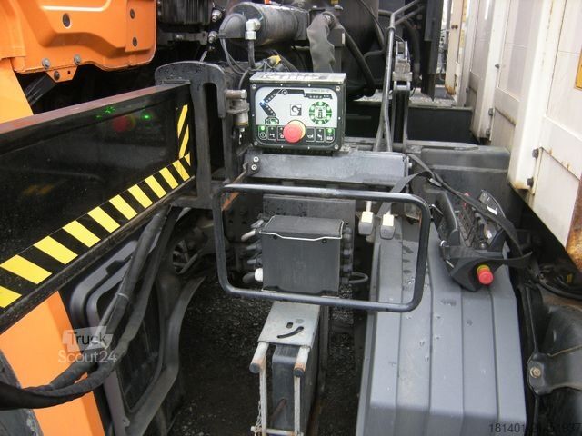 Autocarro con cassone fisso MERCEDES-BENZ ACTROS 1830, Pritsche mit Kran HIAB X-HIDUO 092B