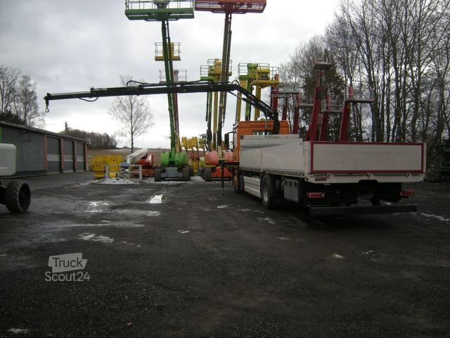 Autocarro con cassone fisso MERCEDES-BENZ ACTROS 1830, Pritsche mit Kran HIAB X-HIDUO 092B