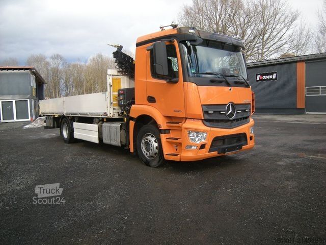 Autocarro con cassone fisso MERCEDES-BENZ ACTROS 1830, Pritsche mit Kran HIAB X-HIDUO 092B