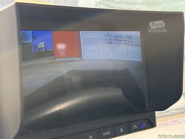 Camion-benne tricar IVECO 160E32 /4x2/ Kipper nur 27.000km, AHK mit Hydr.