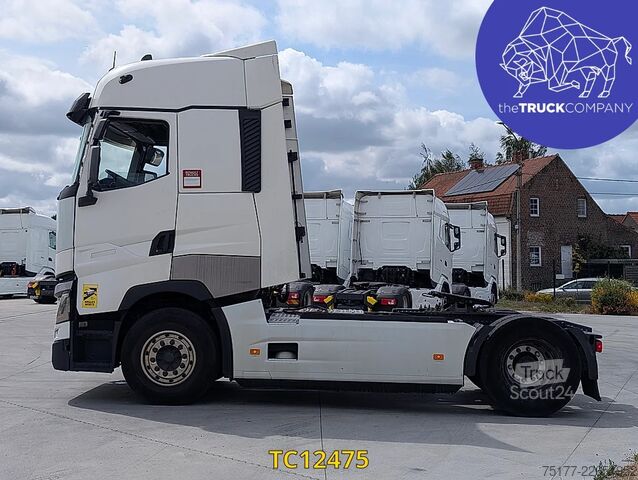 Standard-SZM Renault T 520