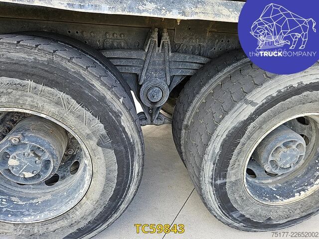 شاحنة قلابة Renault Kerax 520