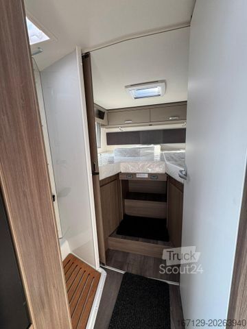 Camping-car semi-intégré CARADO T 457