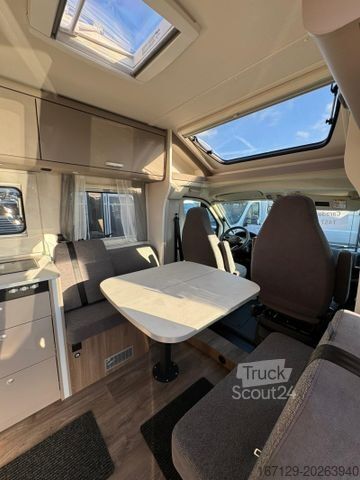 Camping-car semi-intégré CARADO T 457