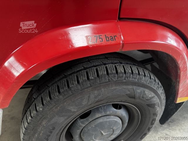 Minibusz MERCEDES-BENZ T1 310 D Bremer Kombi Feuerwehr1. Hand