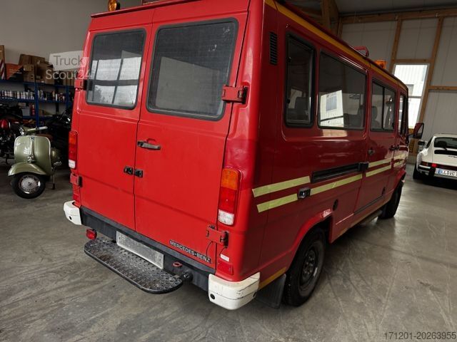 Minibusz MERCEDES-BENZ T1 310 D Bremer Kombi Feuerwehr1. Hand