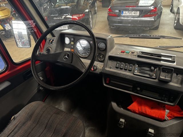 Minibusz MERCEDES-BENZ T1 310 D Bremer Kombi Feuerwehr1. Hand