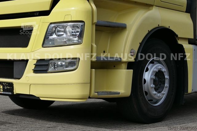 Nákladné auto s plochou korbou a plachtou MAN TGX 26.400 Lift-/Lenkachse Vollluft LBW Euro 5