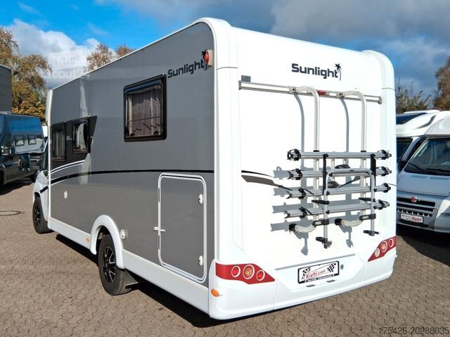 Poluintegrisani kamper SUNLIGHT T 68 *Dachklima/Luftfeder/5x Pakete/150 PS*