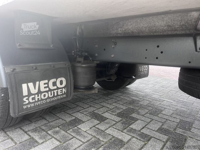 Valise Iveco Daily 70C18 Bakwagen met Laadklep 3500kg 30m3