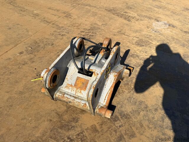 Graafmachine Eurosteel Quick coupler CW 40 H4N