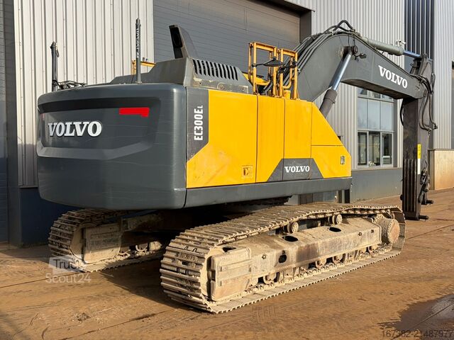 Rupsgraafmachine Volvo EC300EL