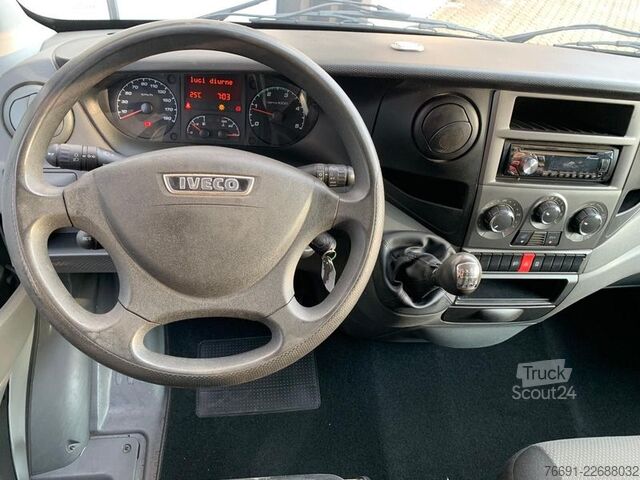 Furgão cortina de lona Iveco Daily 35C11 - Centina e Telo - Alza e Abbassa