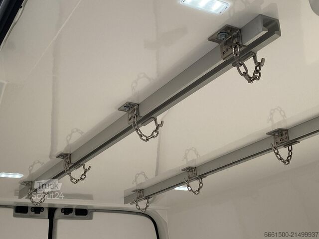 System szynowy z hakiem do mięsa MAN TGE L3H3 FLEISCHHAKEN-SCHIENENSYSTEM