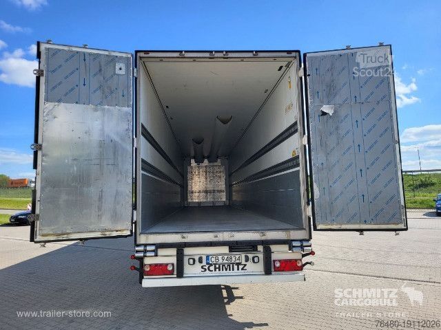 Хладилно полуремарке Schmitz Cargobull Tiefkühlkoffer Standard