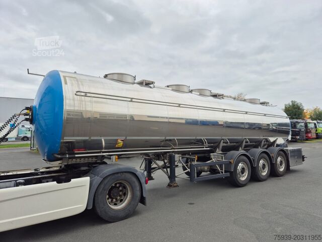 Tanktrailer  Fabr. Magyar - 4 Kammern - 28284 Liter
