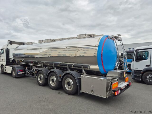 Tanktrailer  Fabr. Magyar - 4 Kammern - 28284 Liter