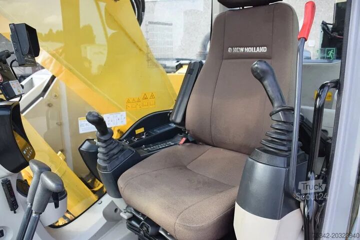 Escavadora de lagartas New Holland Kobelco E235B SR-LCT