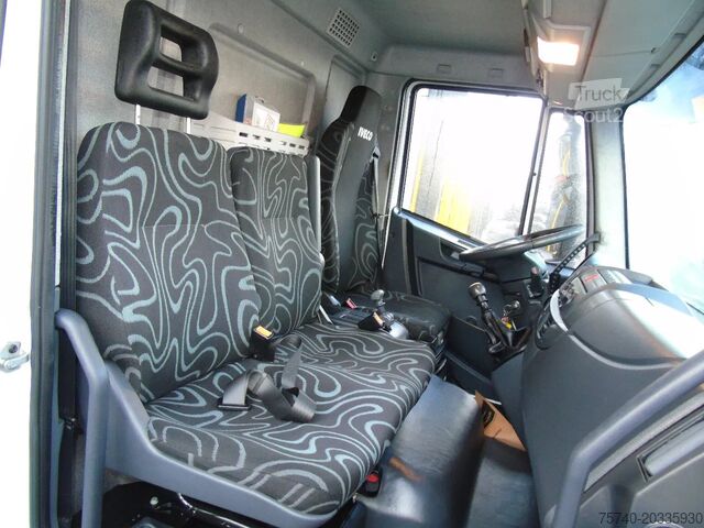 Valise Iveco Eurocargo 80E18 + 3 SEATS